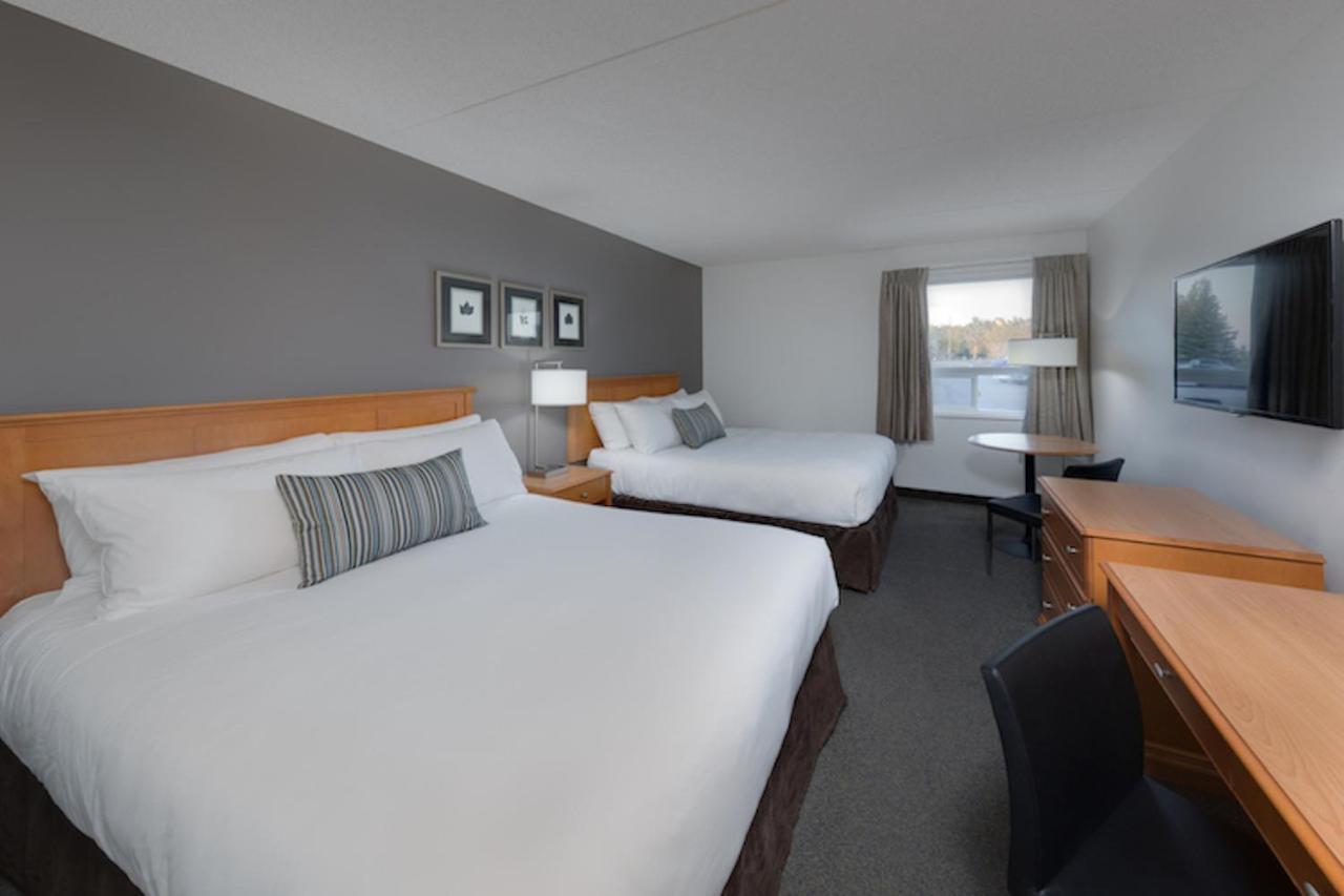 Heritage Inn Hotel & Convention Centre - מוס ג'או מראה חיצוני תמונה